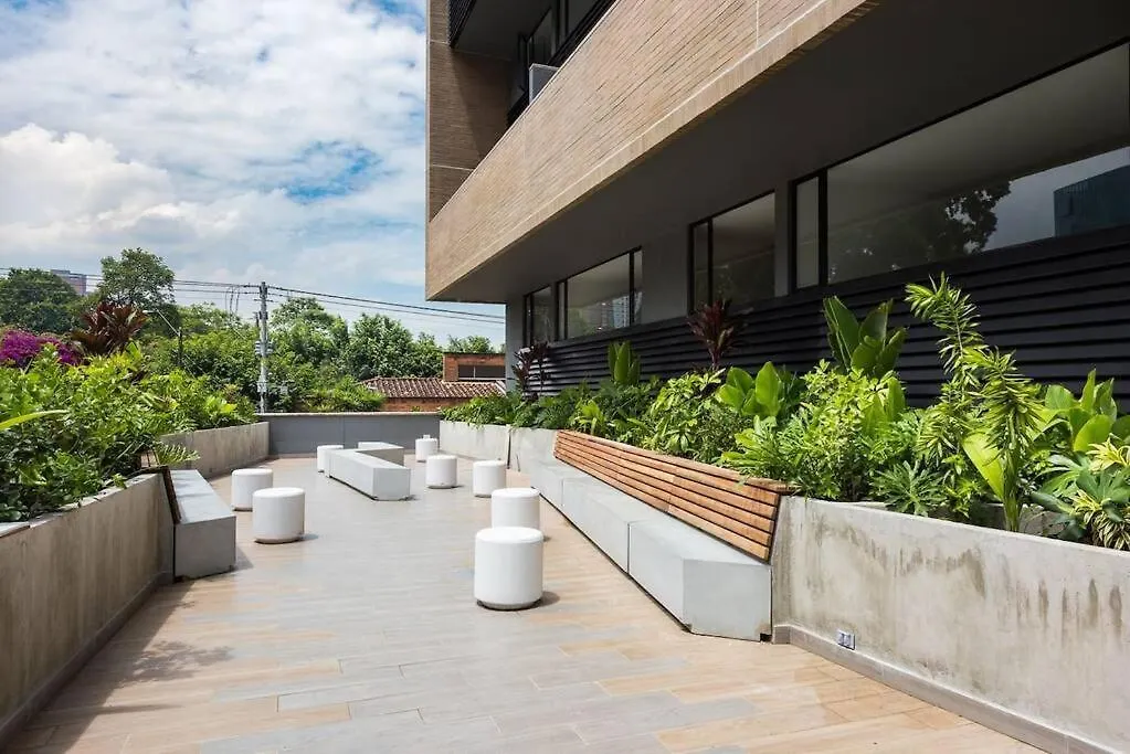 ميديلين Top Floor Studio! Poblado, A/C, Coworking, Gym 1416 شقة