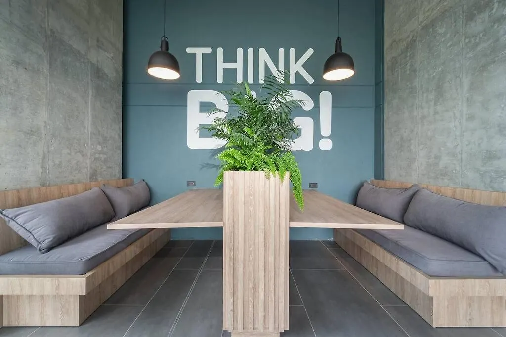 ميديلين Top Floor Studio! Poblado, A/C, Coworking, Gym 1416 كولومبيا
