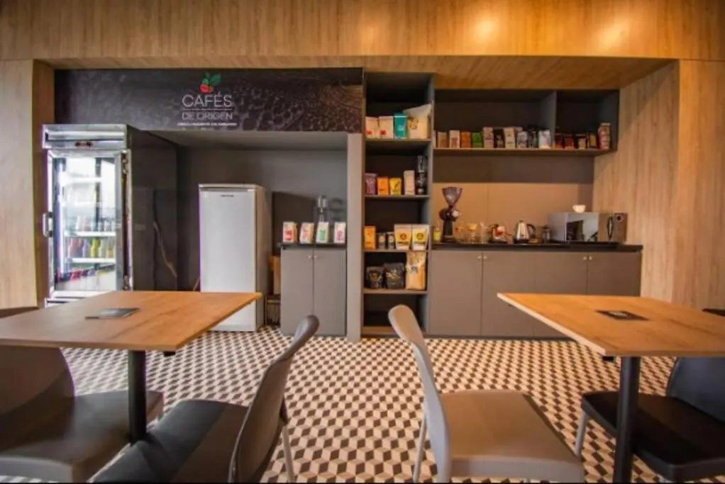 ميديلين Top Floor Studio! Poblado, A/C, Coworking, Gym 1416